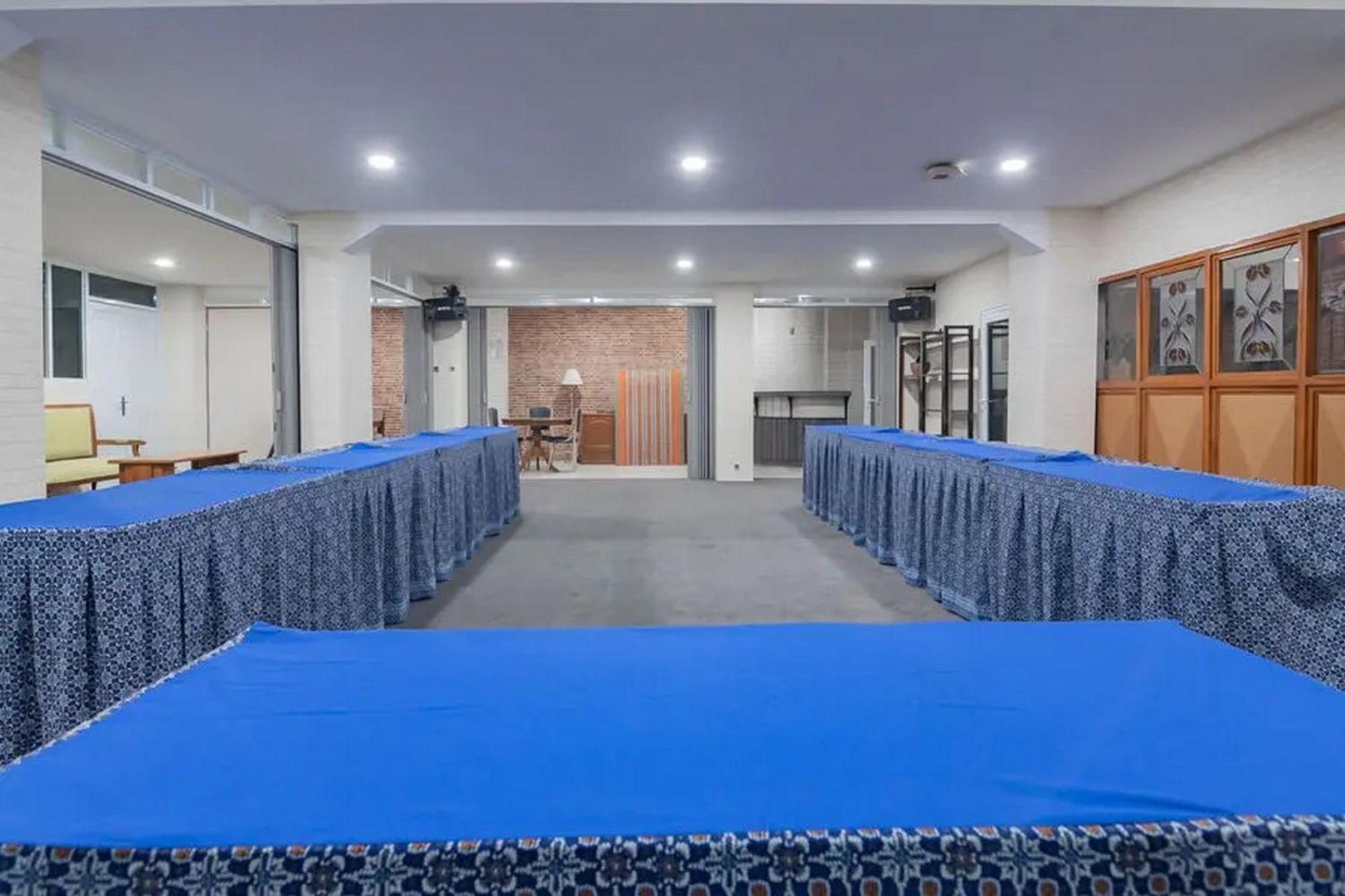 Reddoorz At Arwiga Hotel Near Rs Hasan Sadikin Bandung Eksteriør bilde
